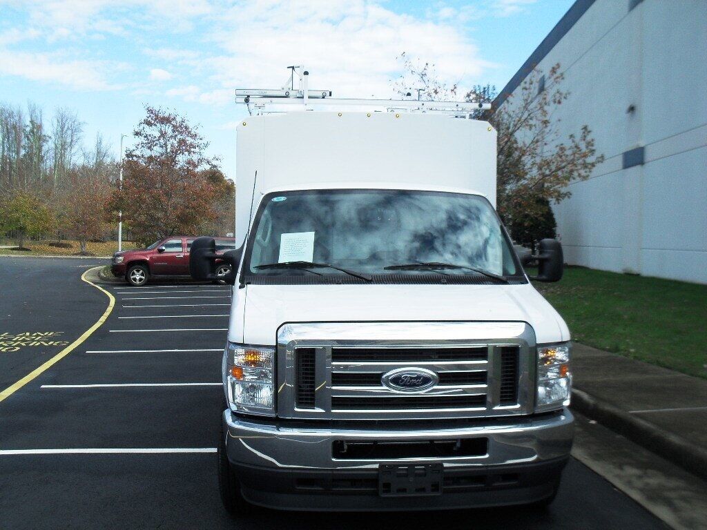 2025 Ford E-350SD Base Ashland VA