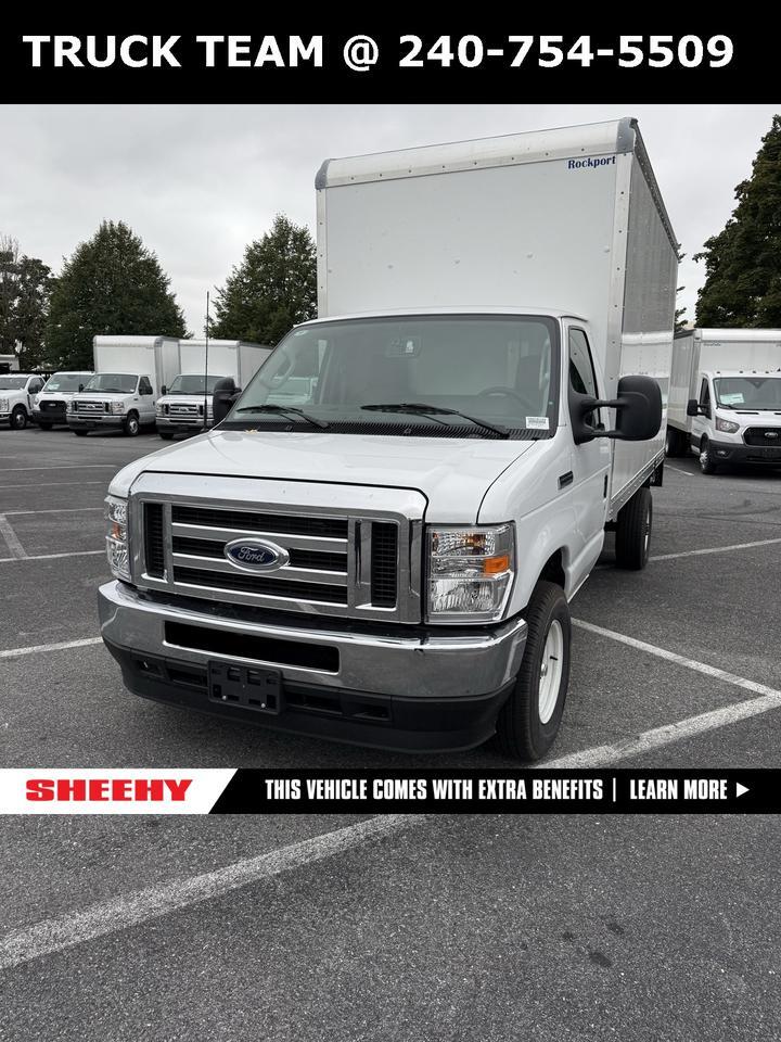 2025 Ford E-350SD