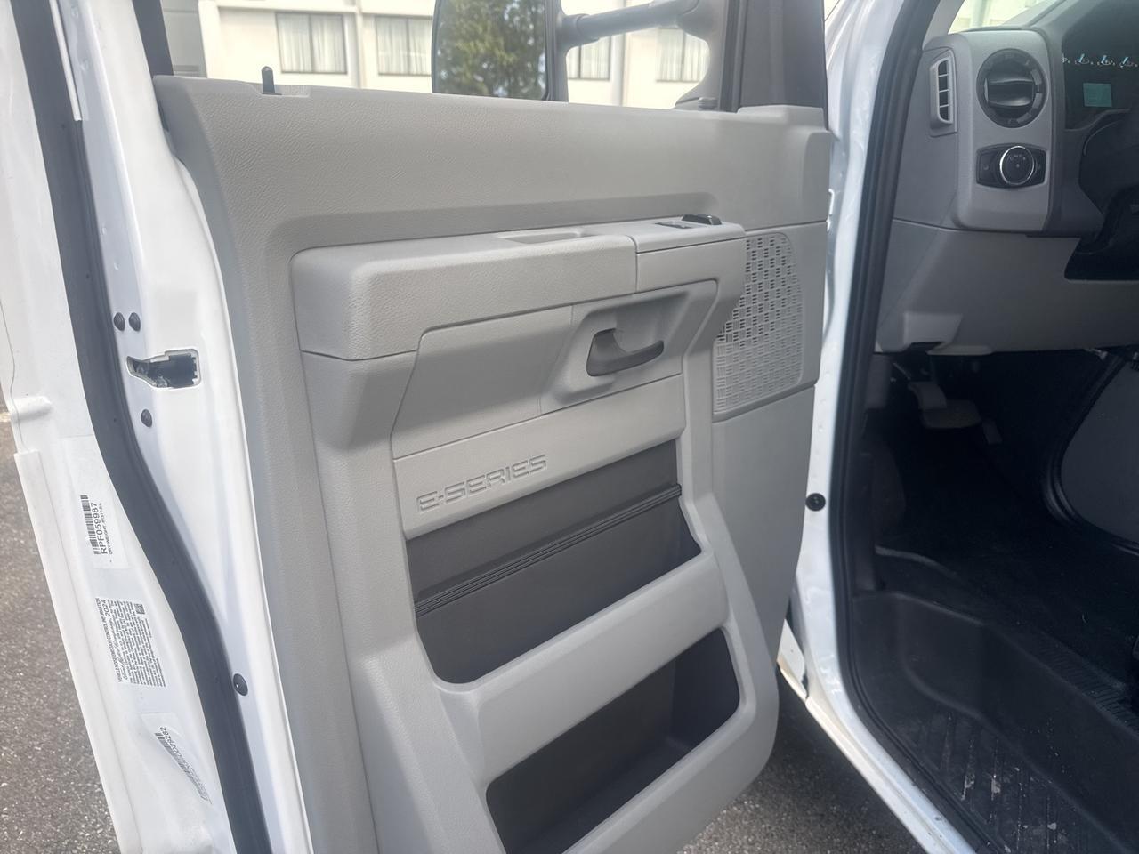 2025 Ford E-350SD Base Gaithersburg MD