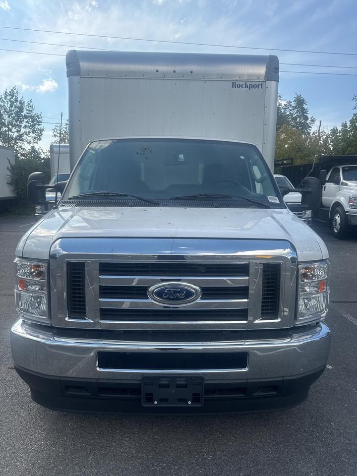 2025 Ford E-350SD Base Gaithersburg MD
