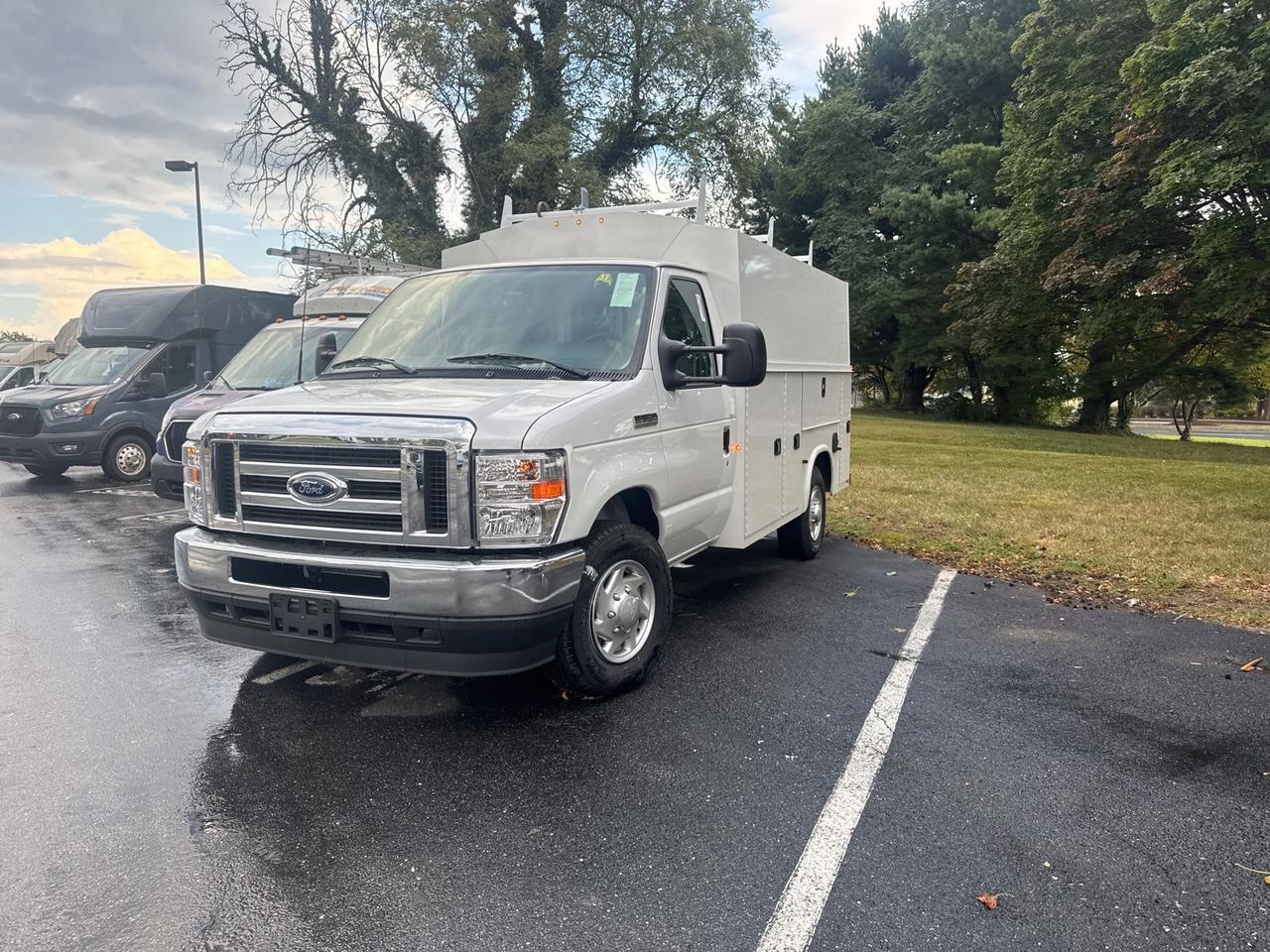 2025 Ford E-350SD Base Gaithersburg MD
