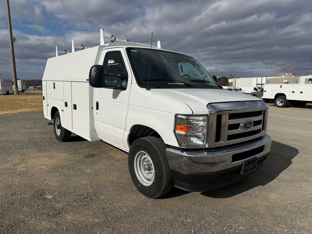 2025 Ford E-350SD Base Gaithersburg MD