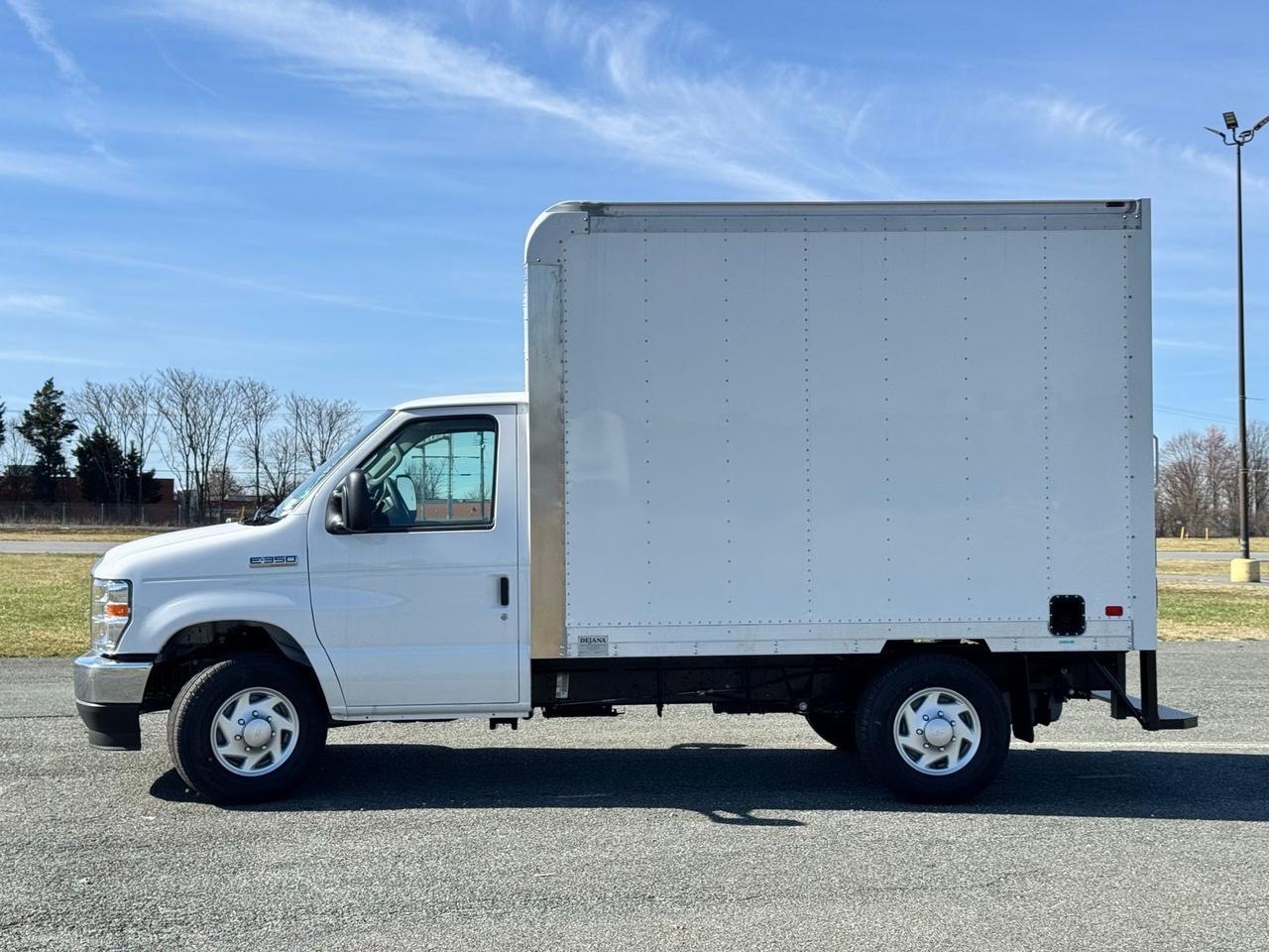 2025 Ford E-350SD Base Gaithersburg MD