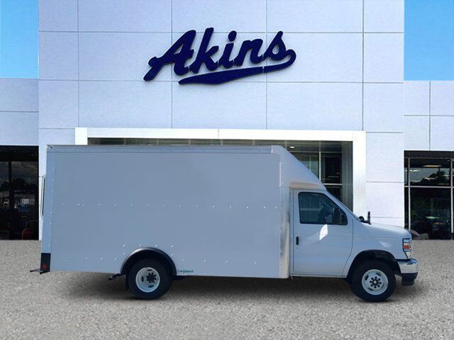 2025 Ford E-450 Rockport Winder GA