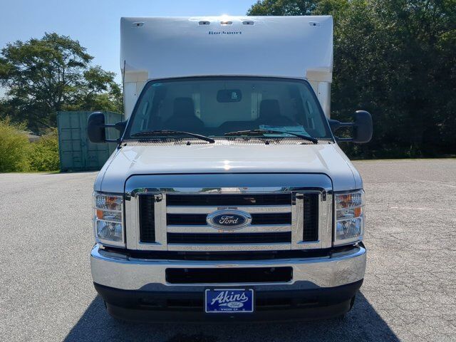2025 Ford E-450 Rockport Winder GA