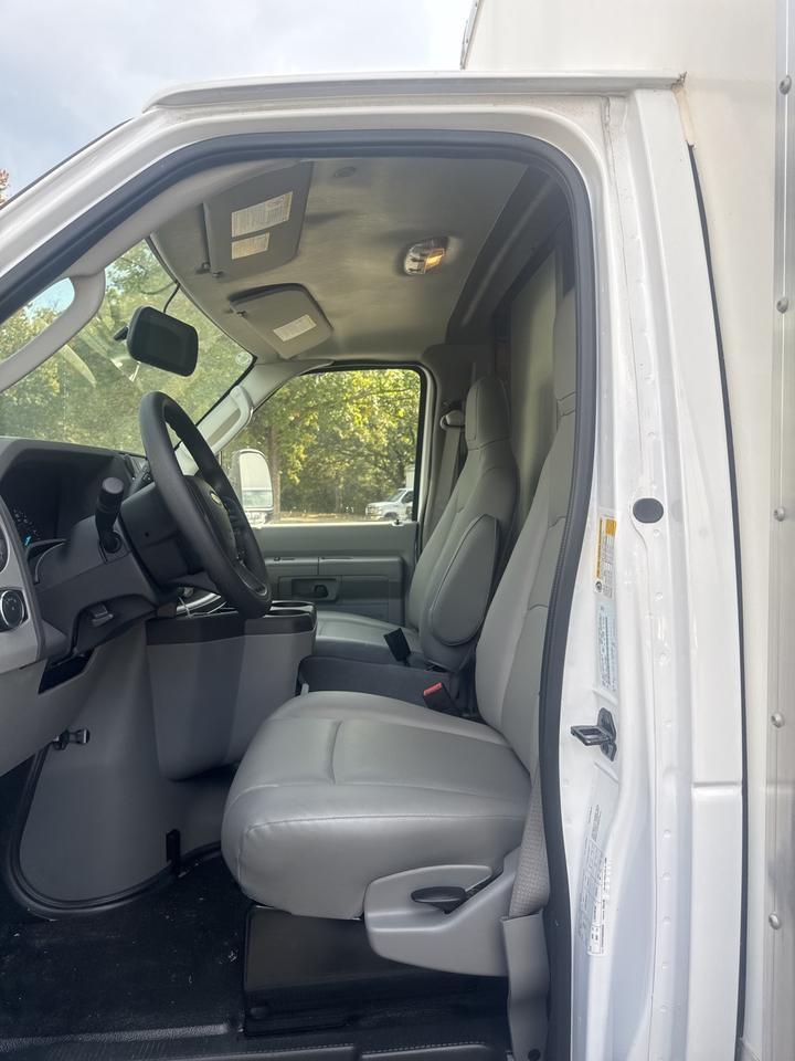 2025 Ford E-450SD Base Gaithersburg MD