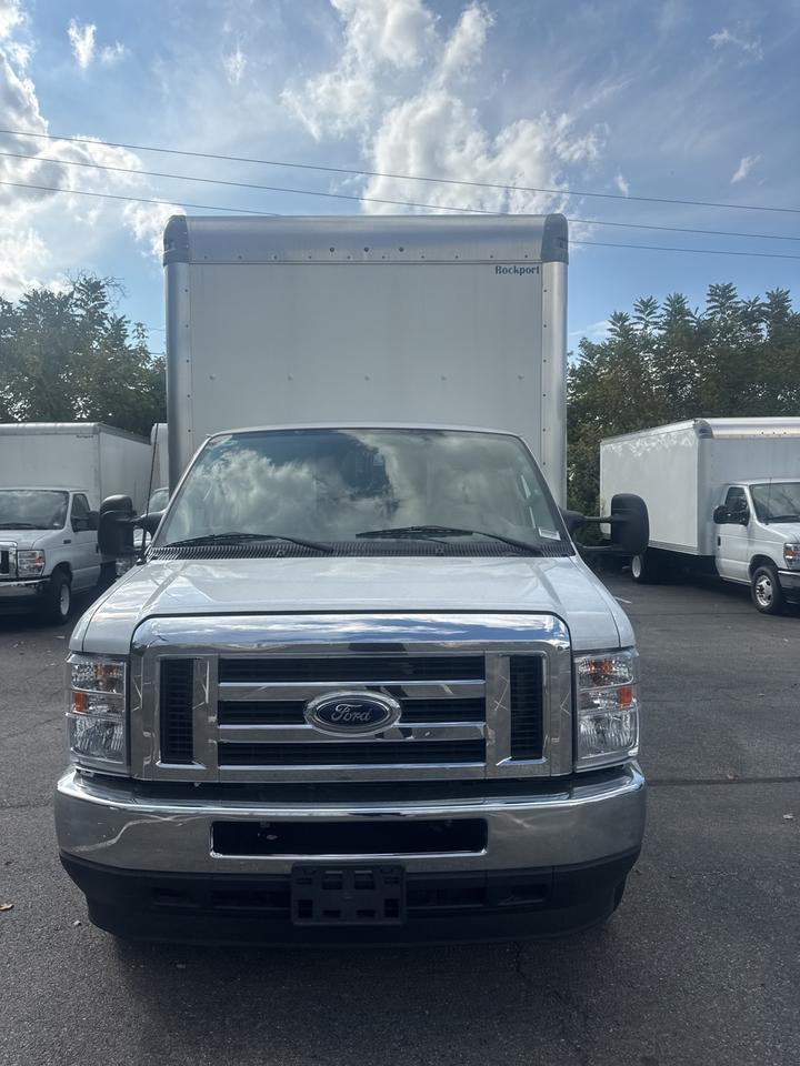 2025 Ford E-450SD Base Gaithersburg MD