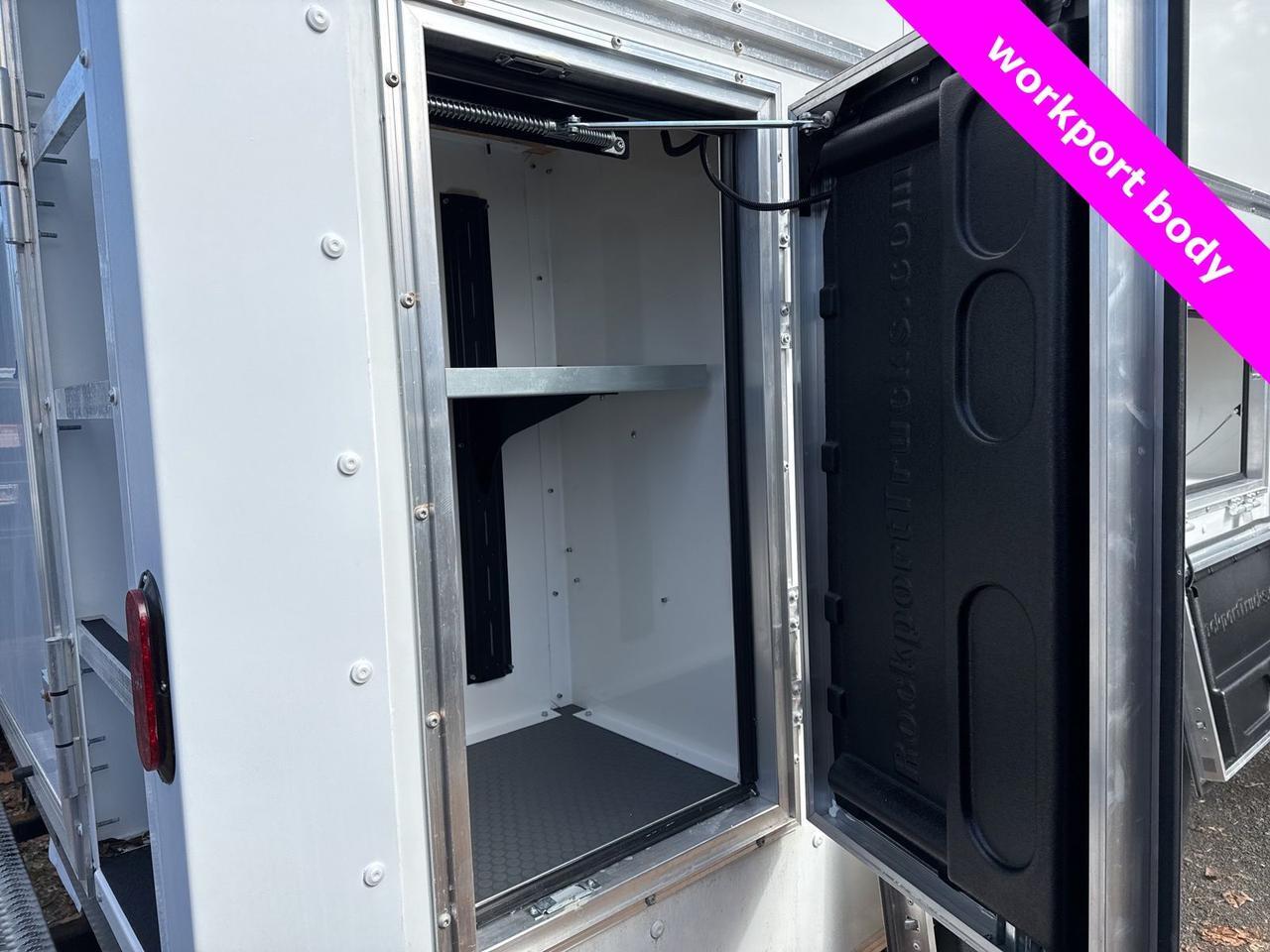 2025 Ford E-450SD Base Warrenton VA