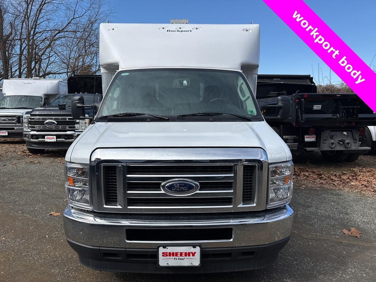 2025 Ford E-450SD Base Warrenton VA