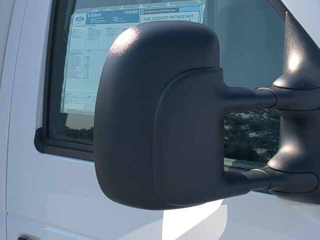 2025 Ford E-Series Cutaway E350 DRW Winder GA
