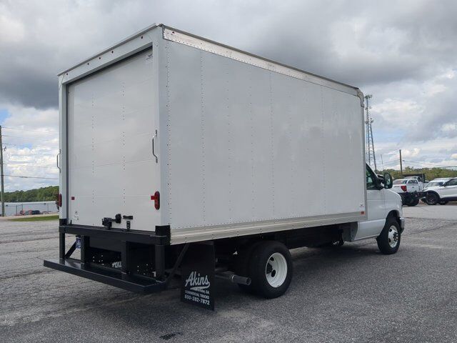 2025 Ford E-Series Cutaway E350 DRW Winder GA
