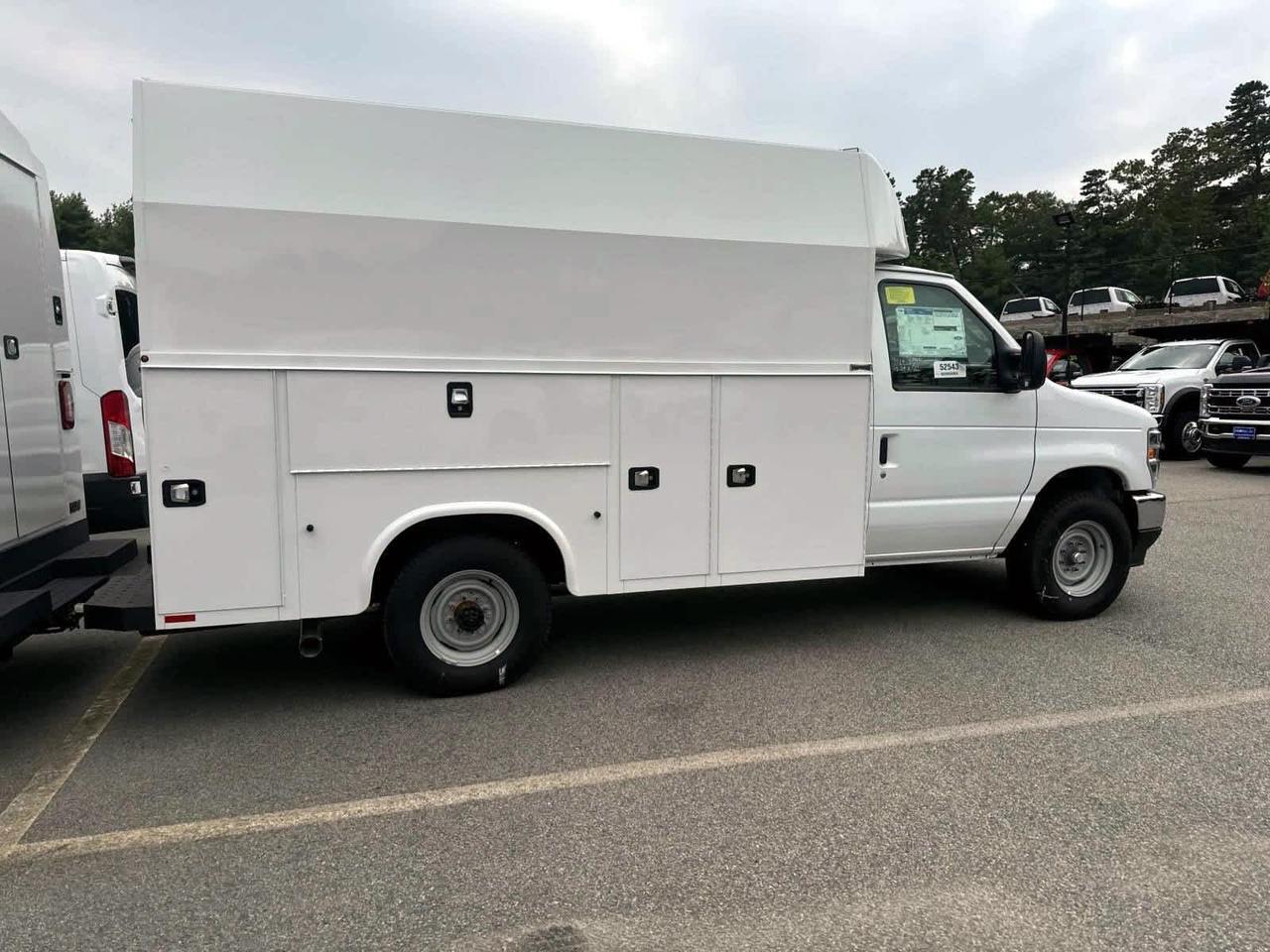 2025 Ford E-Series Cutaway Plymouth MA