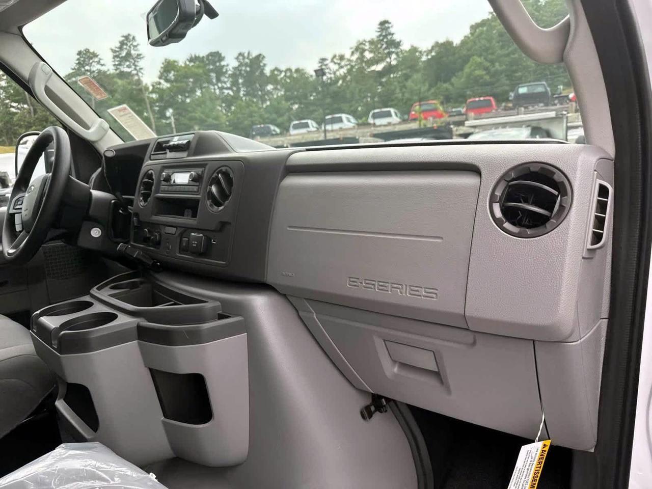 2025 Ford E-Series Cutaway Plymouth MA