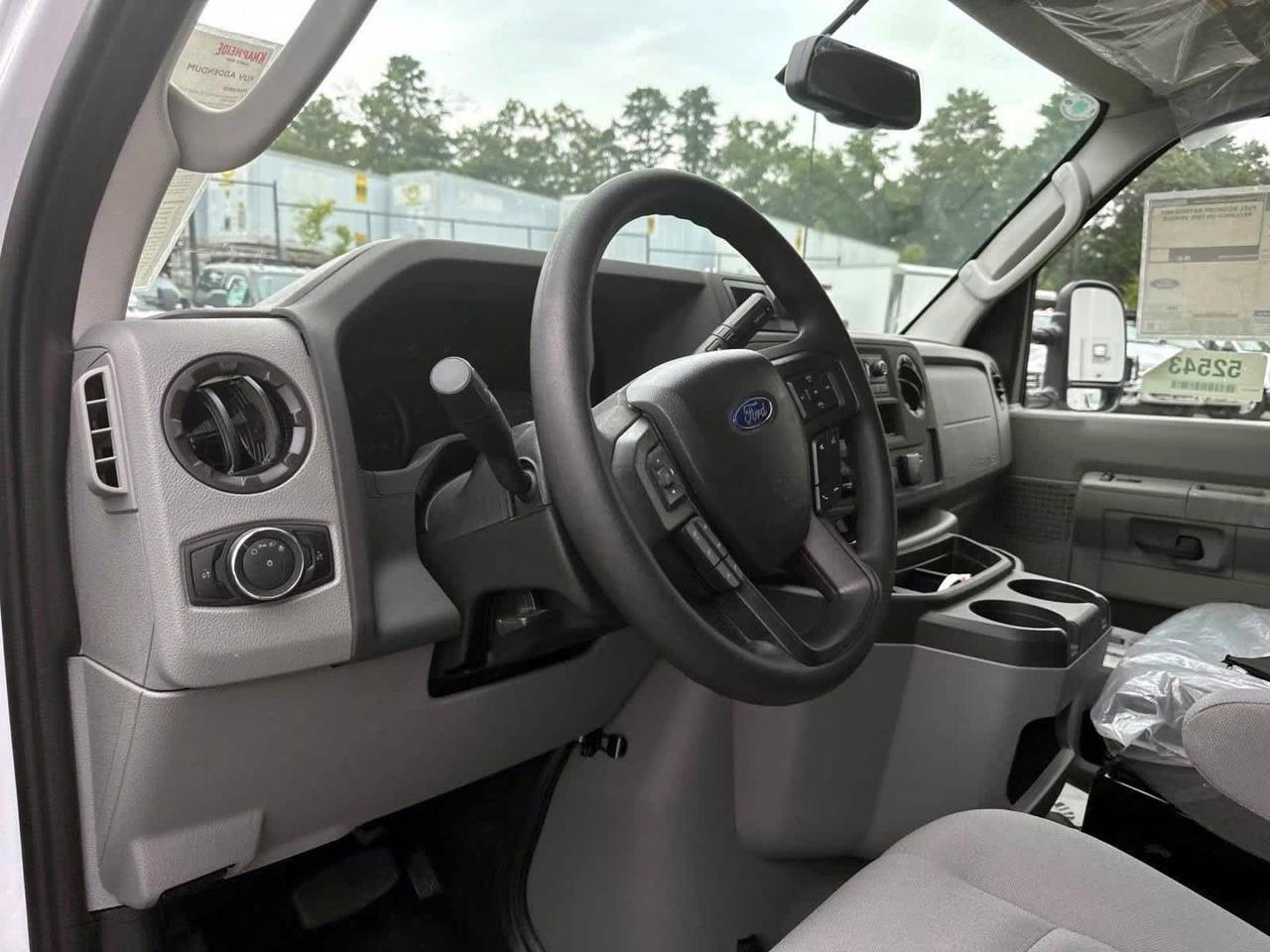 2025 Ford E-Series Cutaway Plymouth MA