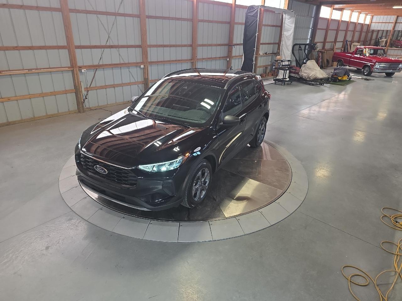 2025 Ford Escape Sand Lake NY