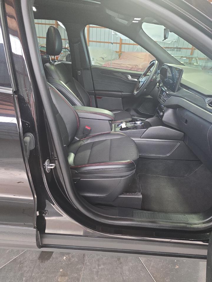 2025 Ford Escape Sand Lake NY