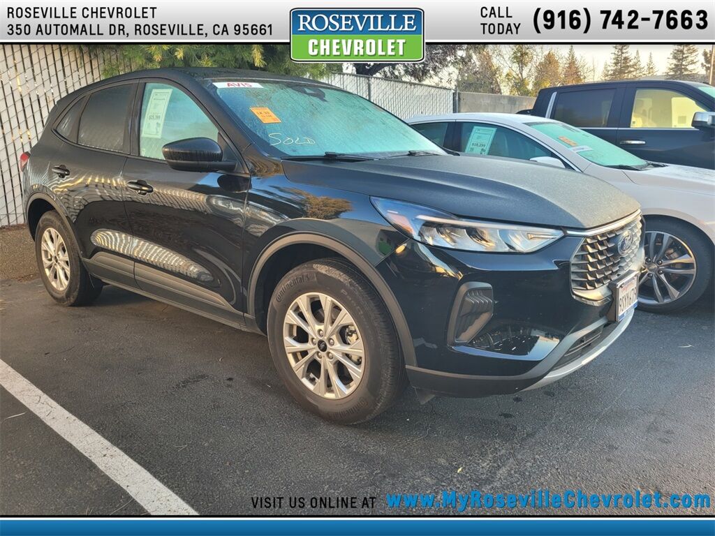 2025 Ford Escape Active