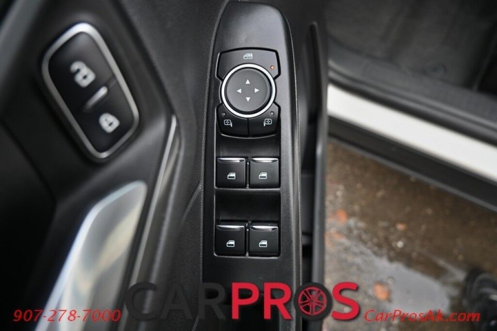 2025 Ford Escape Hybrid - 2.5L - Plug In Hybrid - Heated Seats - Keyless Entry - Power Windows & Door Locks - Navigation - Bluetooth - Push To Start - Remote Start - Blind Spot Monitoring Anchorage AK