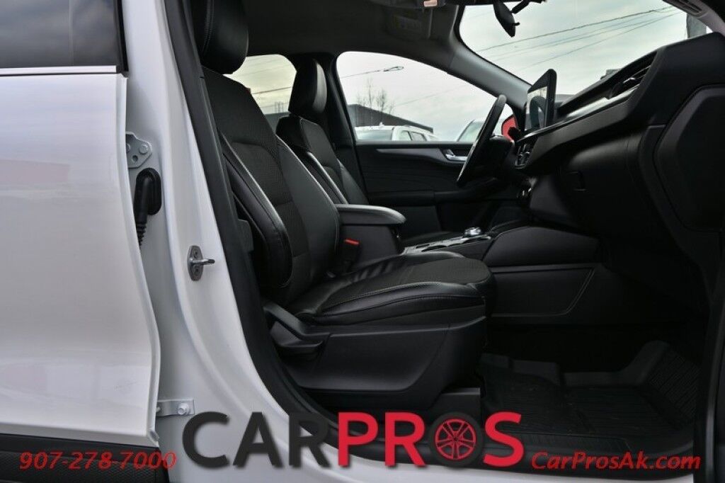 2025 Ford Escape Hybrid - 2.5L - Plug In Hybrid - Heated Seats - Keyless Entry - Power Windows & Door Locks - Navigation - Bluetooth - Push To Start - Remote Start - Blind Spot Monitoring Anchorage AK