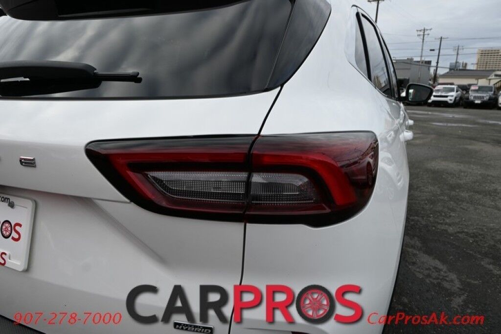 2025 Ford Escape Hybrid - 2.5L - Plug In Hybrid - Heated Seats - Keyless Entry - Power Windows & Door Locks - Navigation - Bluetooth - Push To Start - Remote Start - Blind Spot Monitoring Anchorage AK