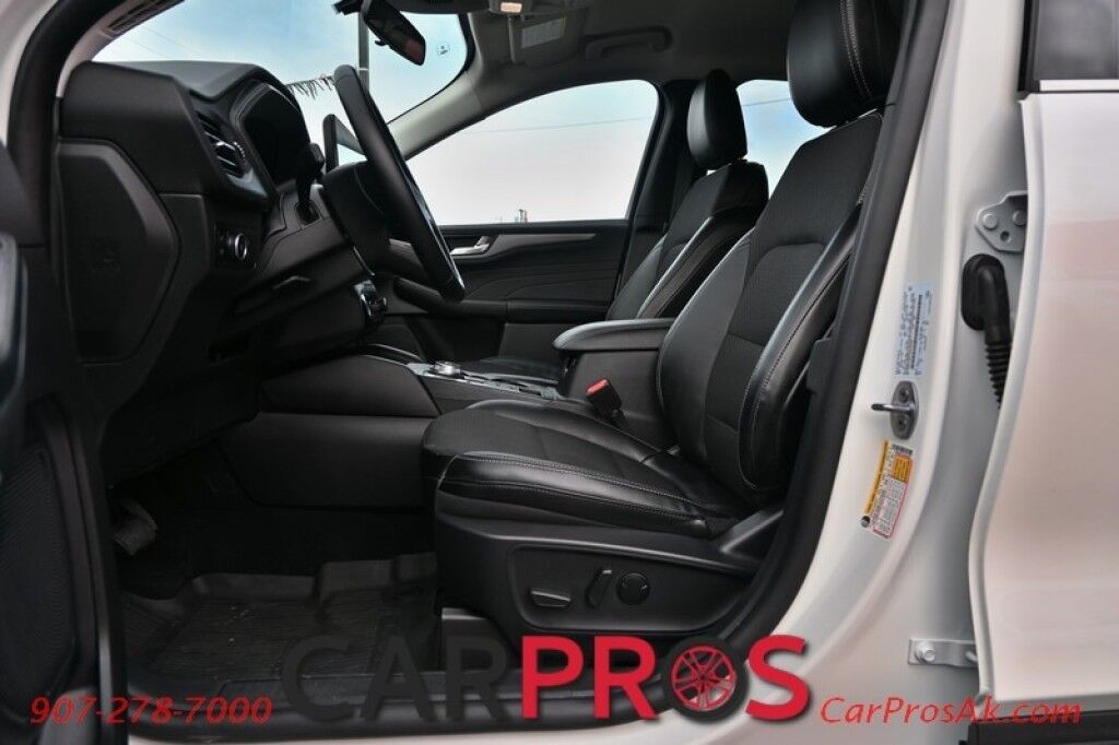 2025 Ford Escape Hybrid - 2.5L - Plug In Hybrid - Heated Seats - Keyless Entry - Power Windows & Door Locks - Navigation - Bluetooth - Push To Start - Remote Start - Blind Spot Monitoring Anchorage AK