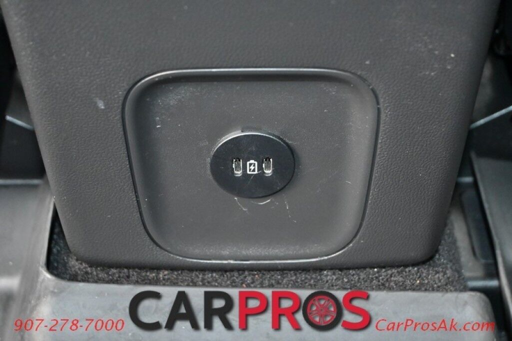 2025 Ford Escape Hybrid - 2.5L - Plug In Hybrid - Heated Seats - Keyless Entry - Power Windows & Door Locks - Navigation - Bluetooth - Push To Start - Remote Start - Blind Spot Monitoring Anchorage AK