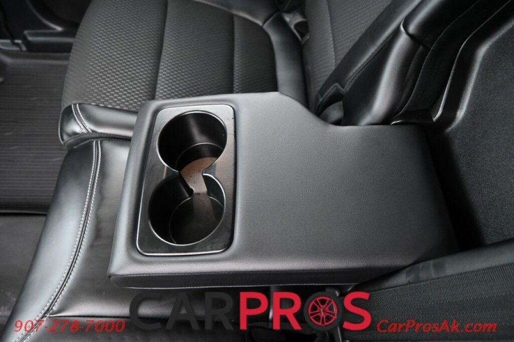 2025 Ford Escape Hybrid - 2.5L - Plug In Hybrid - Heated Seats - Keyless Entry - Power Windows & Door Locks - Navigation - Bluetooth - Push To Start - Remote Start - Blind Spot Monitoring Anchorage AK