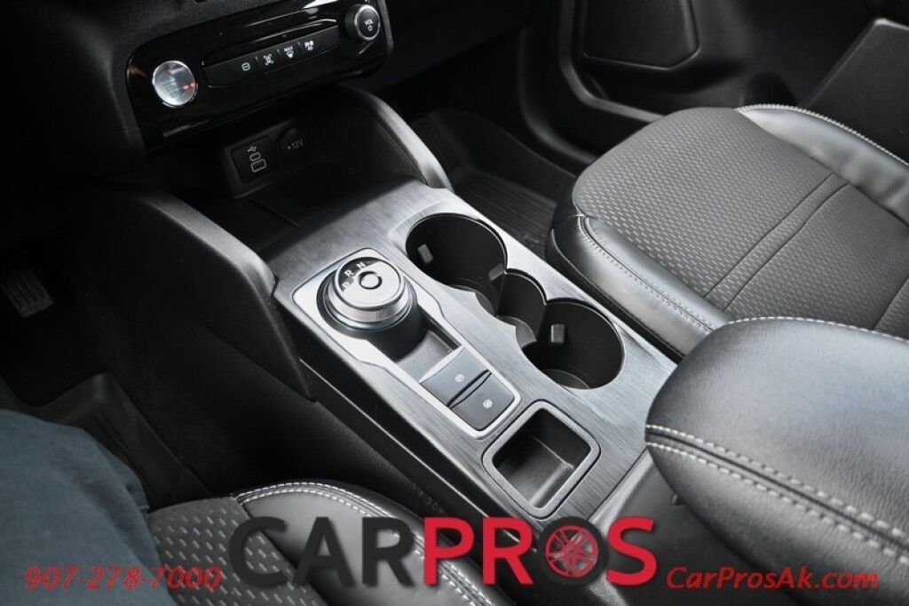 2025 Ford Escape Hybrid - 2.5L - Plug In Hybrid - Heated Seats - Keyless Entry - Power Windows & Door Locks - Navigation - Bluetooth - Push To Start - Remote Start - Blind Spot Monitoring Anchorage AK