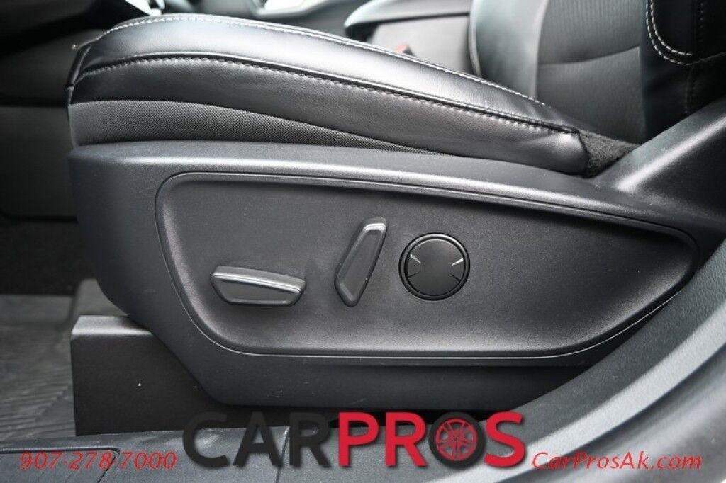 2025 Ford Escape Hybrid - 2.5L - Plug In Hybrid - Heated Seats - Keyless Entry - Power Windows & Door Locks - Navigation - Bluetooth - Push To Start - Remote Start - Blind Spot Monitoring Anchorage AK