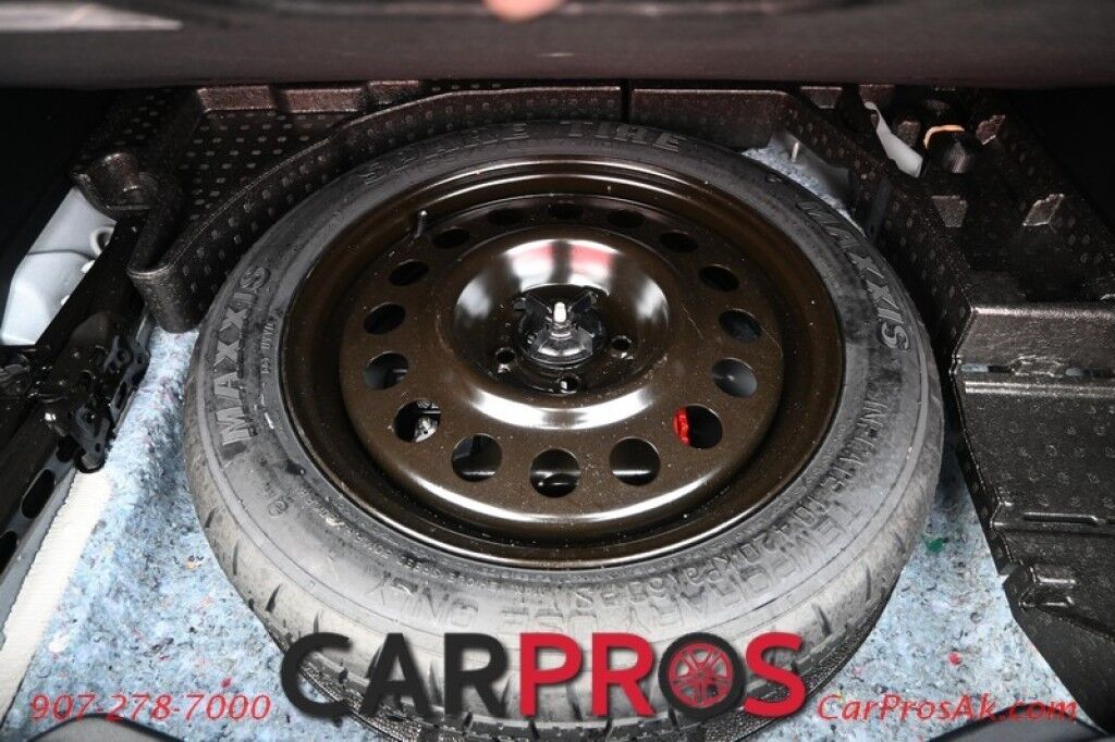 2025 Ford Escape Hybrid - 2.5L - Plug In Hybrid - Heated Seats - Keyless Entry - Power Windows & Door Locks - Navigation - Bluetooth - Push To Start - Remote Start - Blind Spot Monitoring Anchorage AK