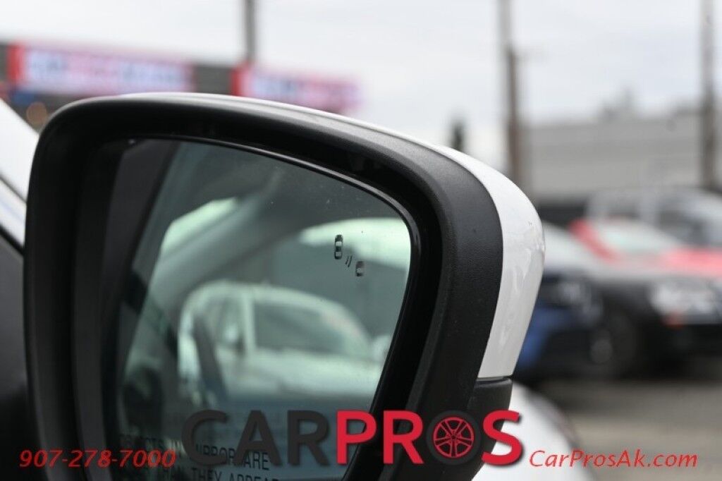 2025 Ford Escape Hybrid - 2.5L - Plug In Hybrid - Heated Seats - Keyless Entry - Power Windows & Door Locks - Navigation - Bluetooth - Push To Start - Remote Start - Blind Spot Monitoring Anchorage AK