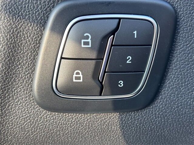 2025 Ford Escape Hybrid Platinum Washington MO