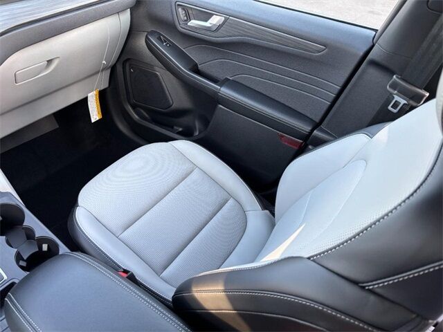 2025 Ford Escape Hybrid Platinum Washington MO