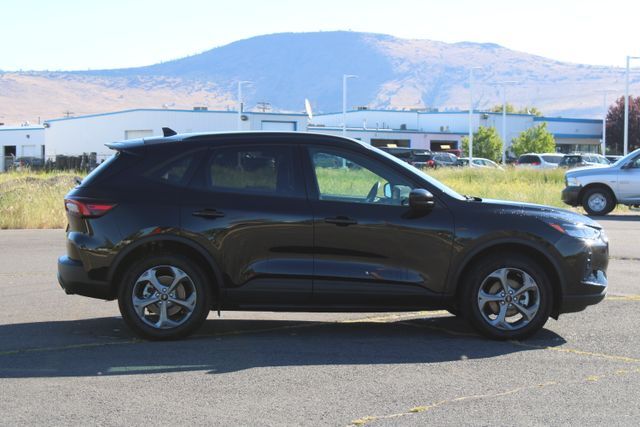2025 Ford Escape Hybrid ST-Line Select Klamath Falls OR