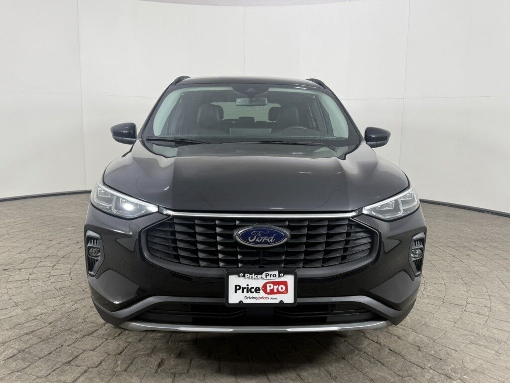 2025 Ford Escape Platinum AWD