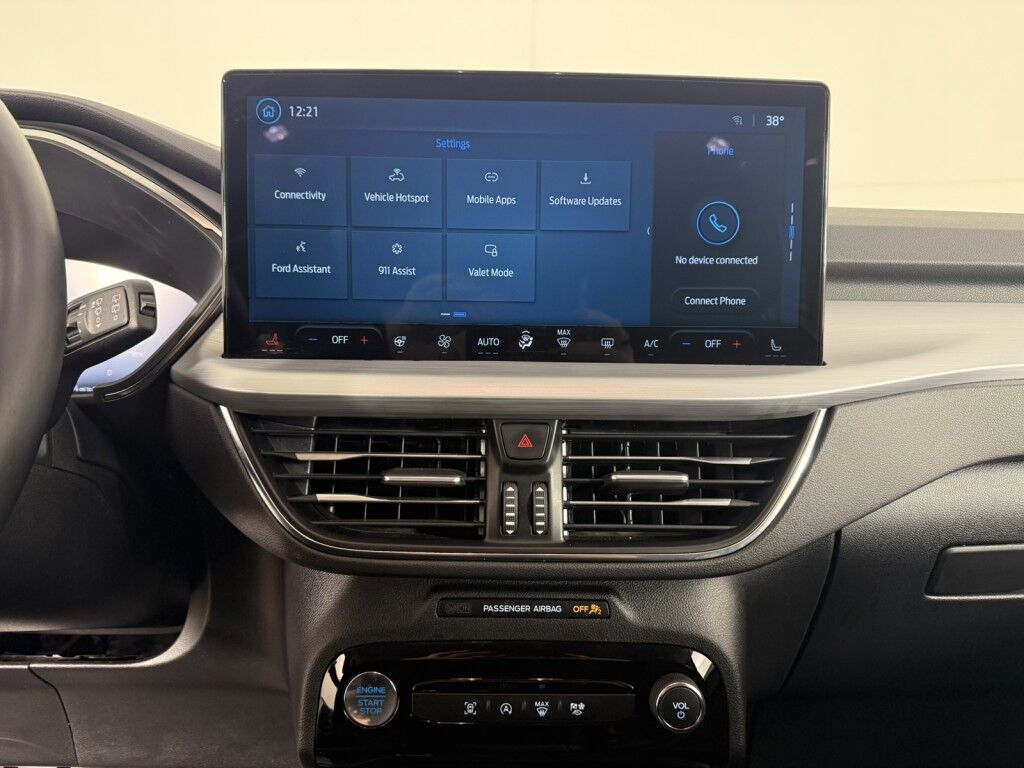 2025 Ford Escape Platinum AWD Maumee OH