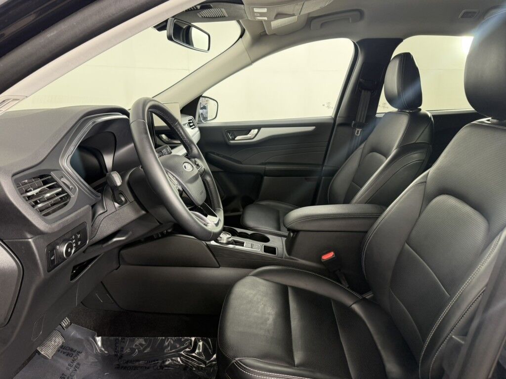 2025 Ford Escape Platinum AWD Maumee OH