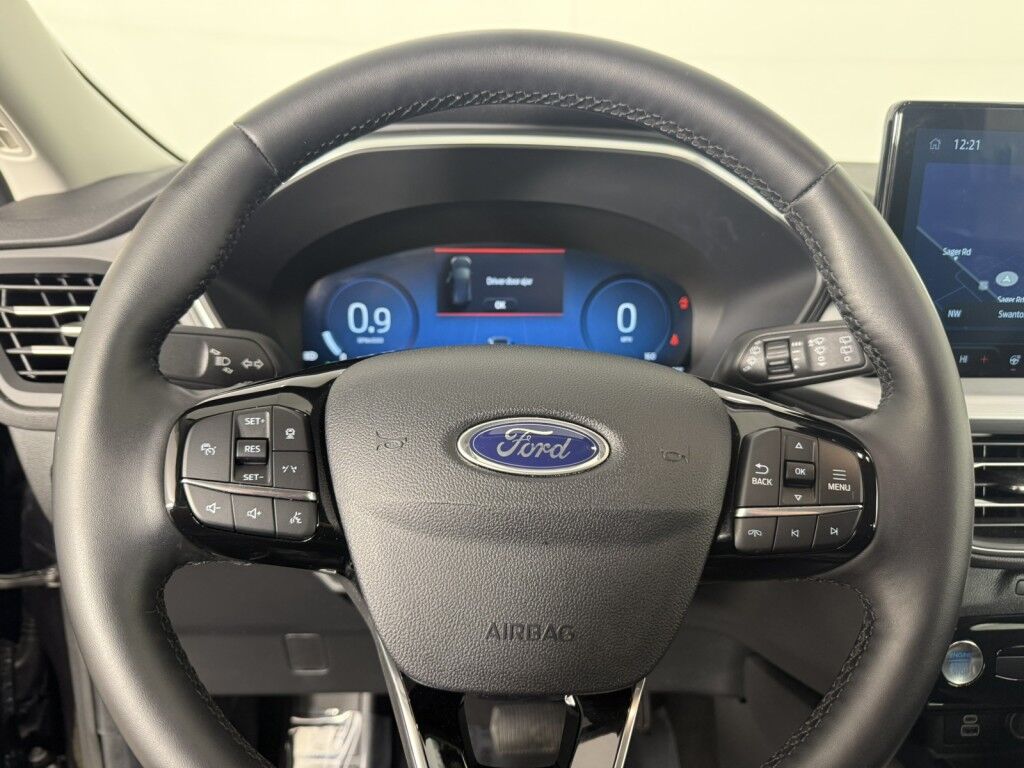 2025 Ford Escape Platinum AWD Maumee OH
