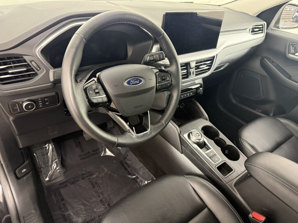 2025 Ford Escape Platinum AWD Maumee OH