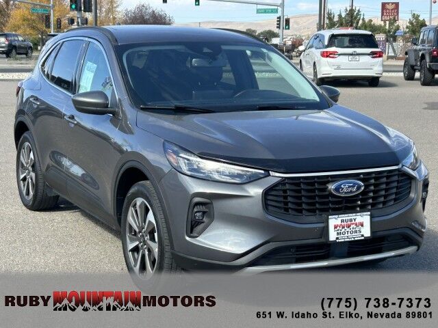 2025 Ford Escape Platinum