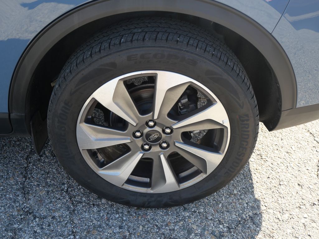 2025 Ford Escape Platinum Mt Pleasant MI