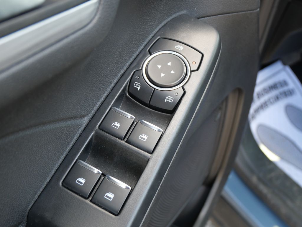 2025 Ford Escape Platinum Mt Pleasant MI