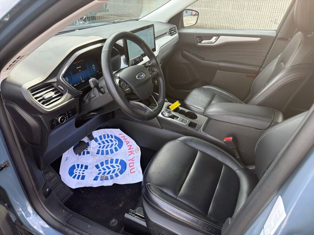 2025 Ford Escape Platinum Cooperstown NY