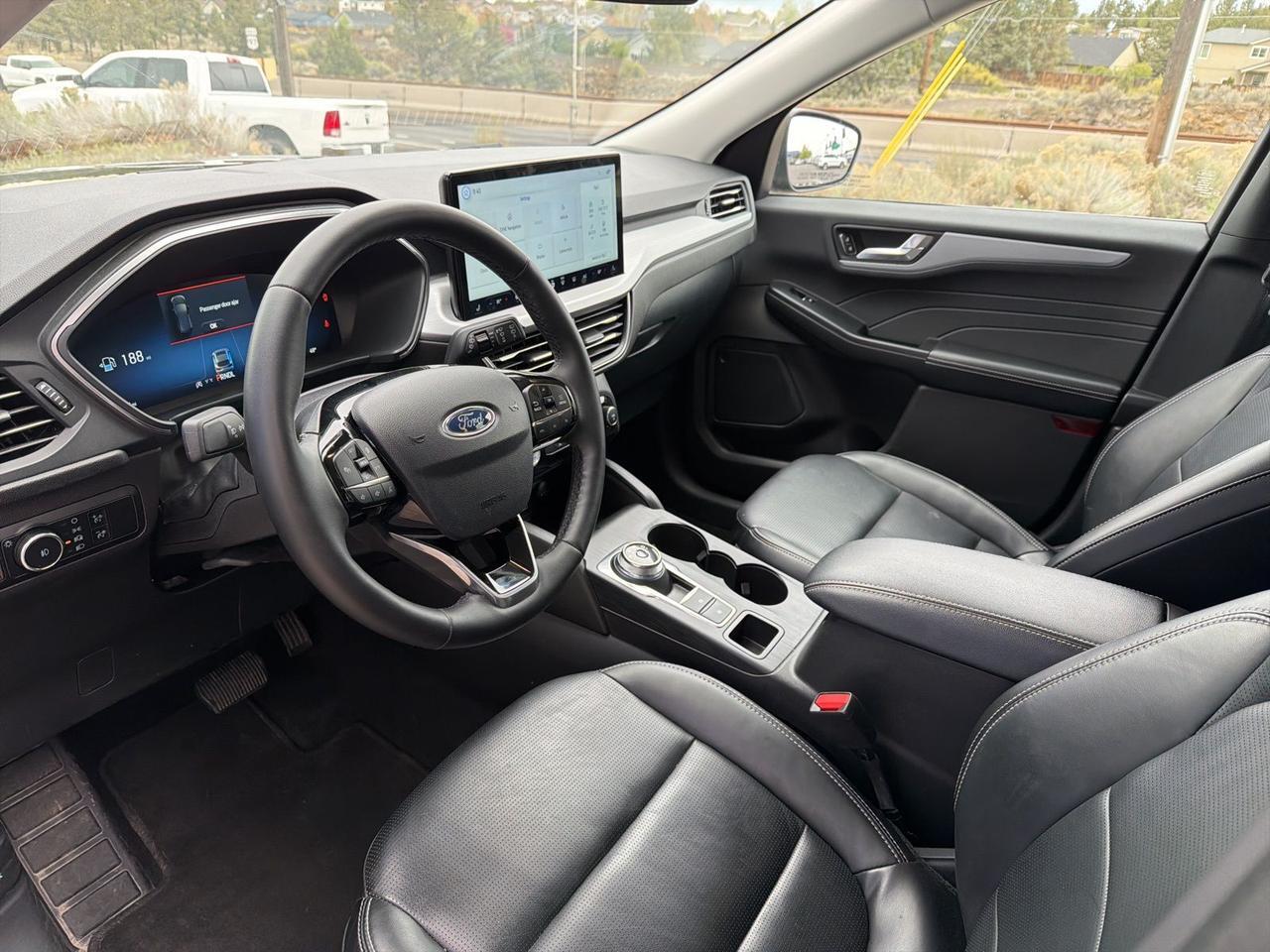2025 Ford Escape Platinum Bend OR