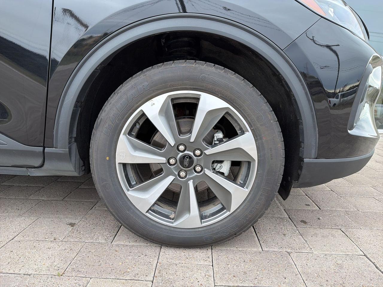 2025 Ford Escape Platinum Bend OR