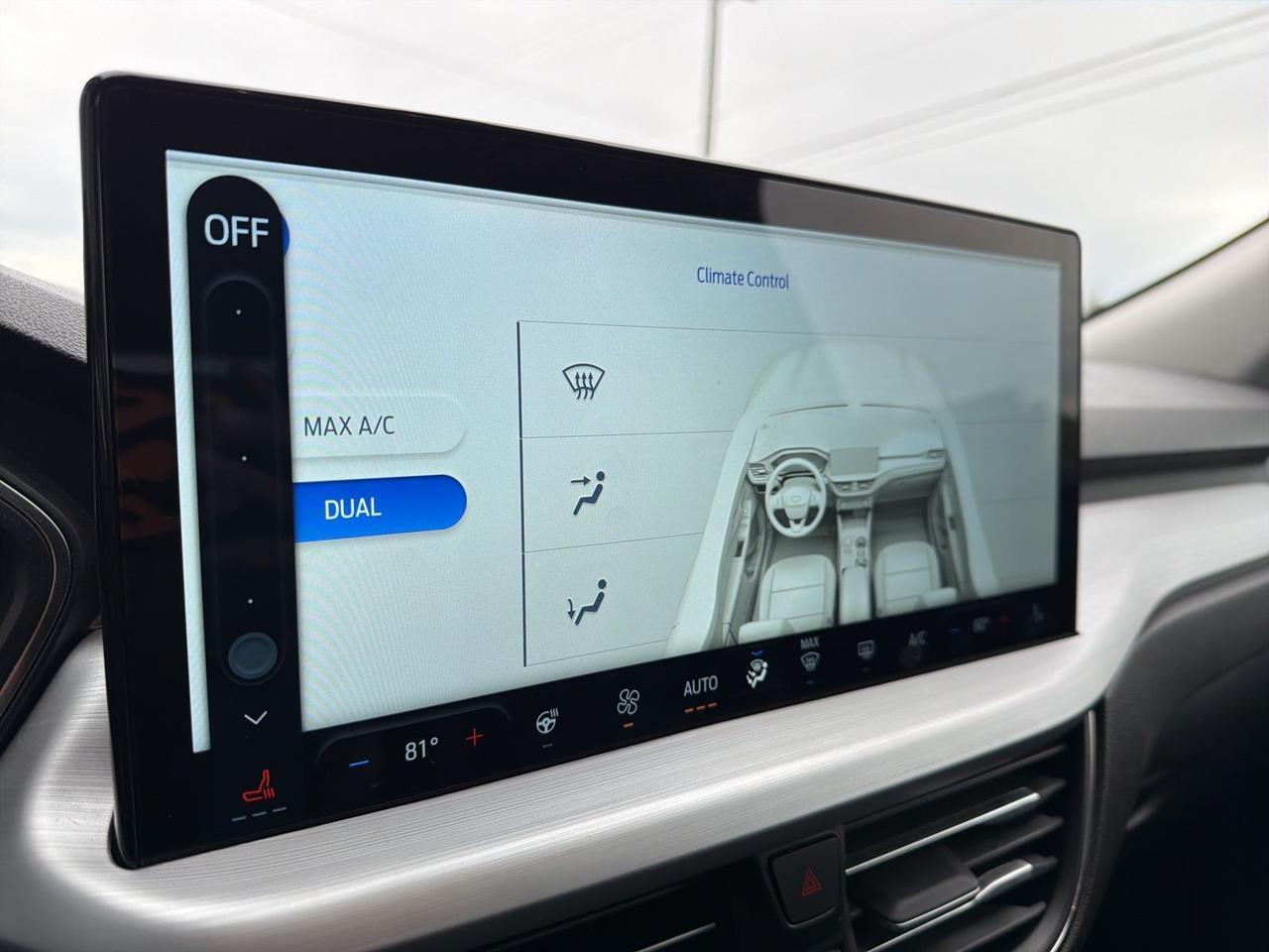 2025 Ford Escape Platinum Bend OR