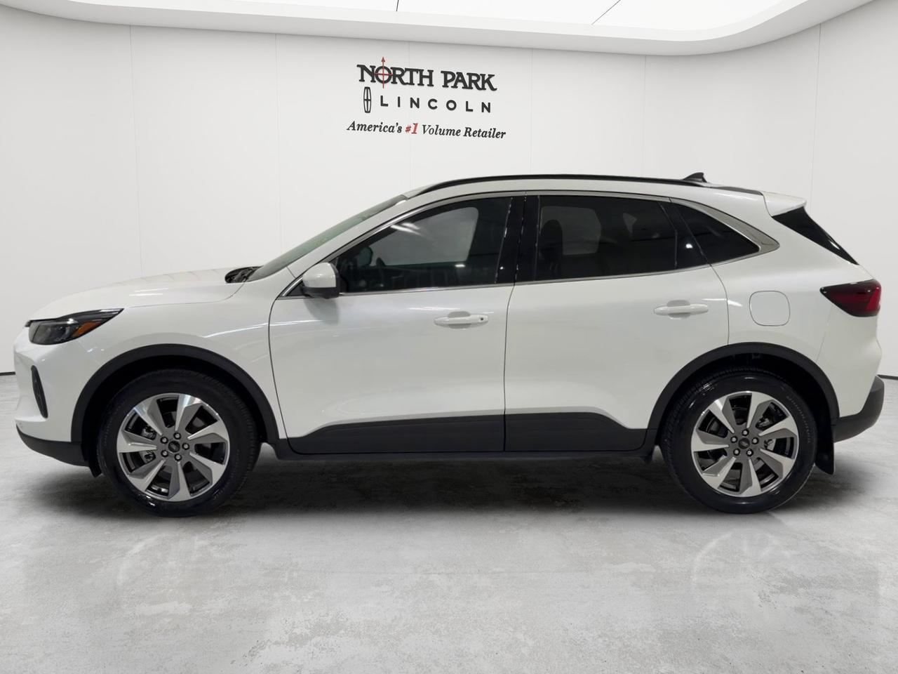 2025 Ford Escape Platinum San Antonio TX