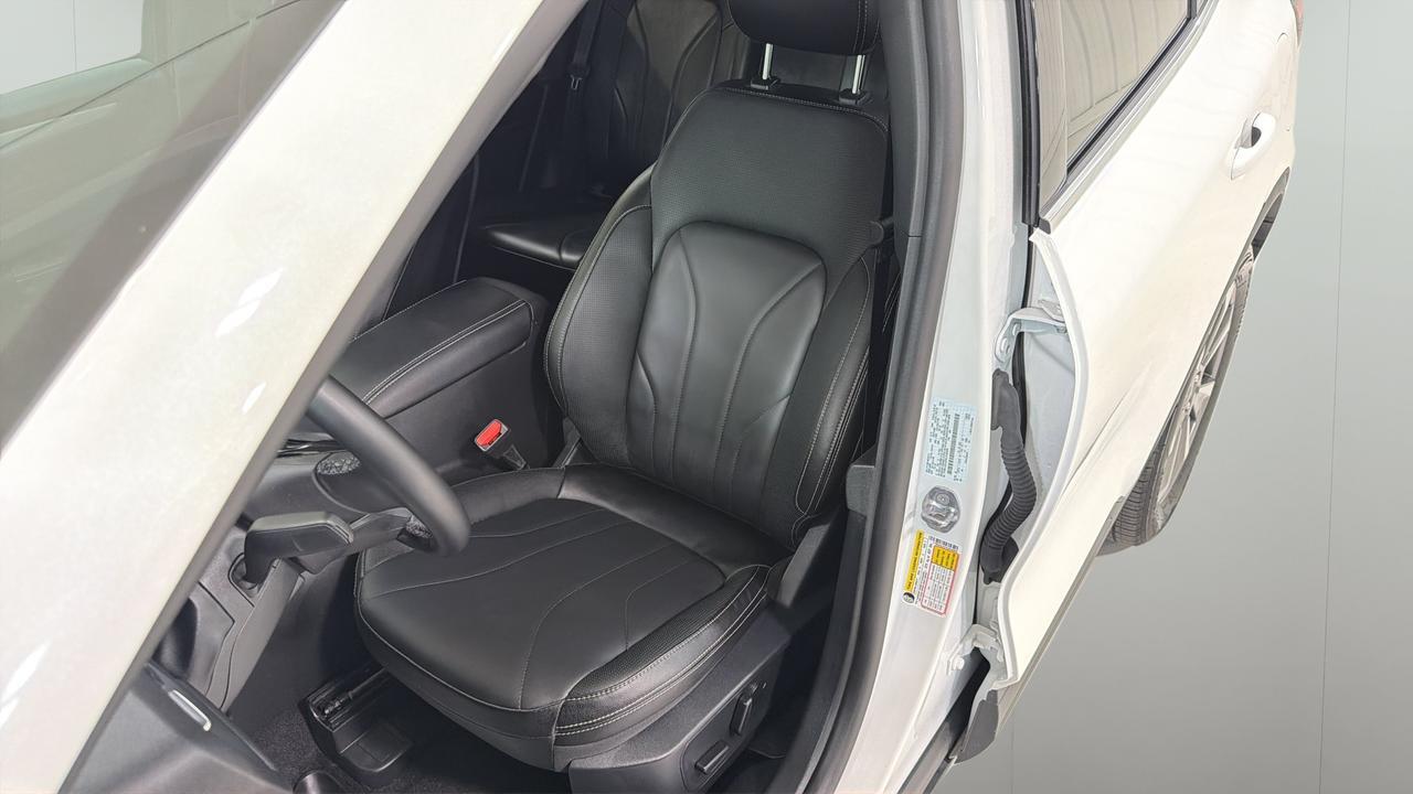 2025 Ford Escape Platinum San Antonio TX