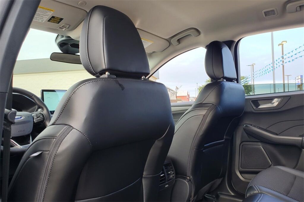 2025 Ford Escape Plug-In Hybrid Base Hondo TX