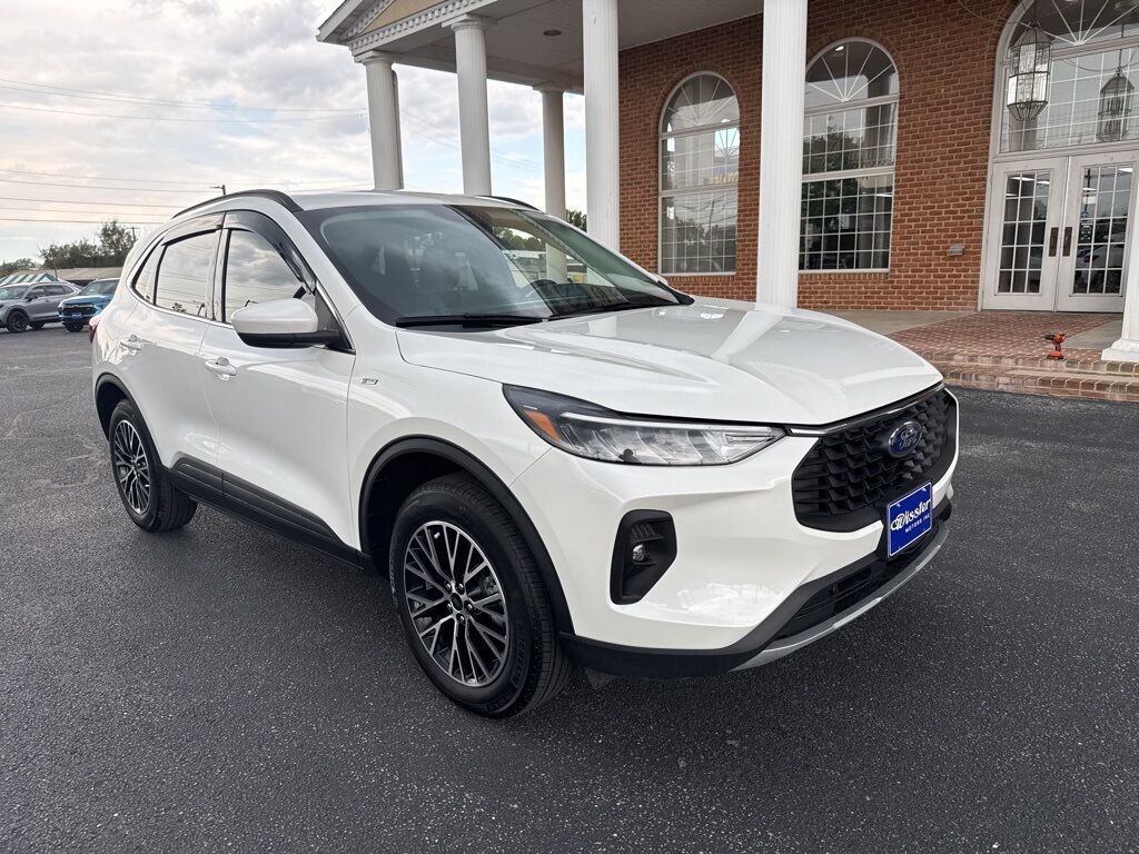 2025 Ford Escape Plug-In Hybrid Base Mount Joy PA